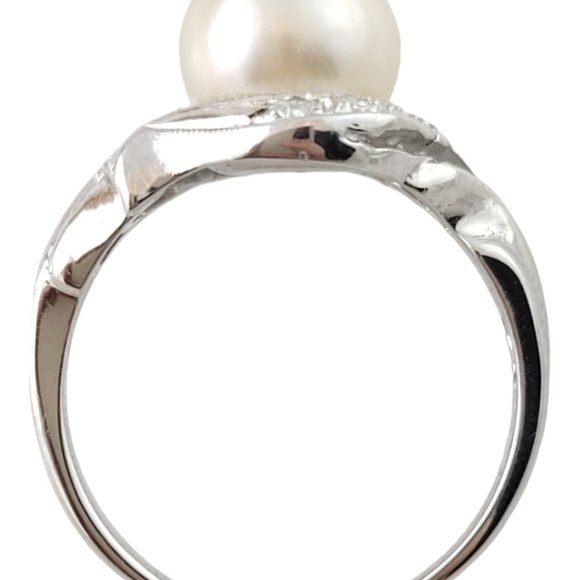 14K White Gold Diamond and Pearl Ring Size 5.25 #16424